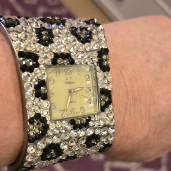 K.T. Fashion Leopard Cuff Watch~ 7 inches - Picture 6 of 8